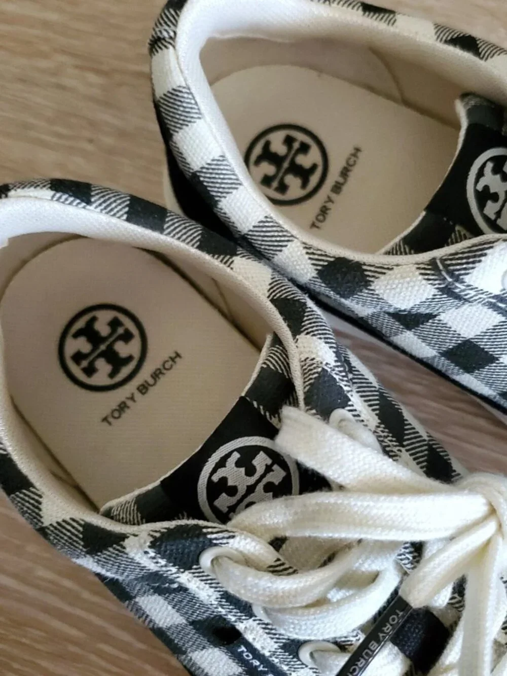 Tory Burch Classic Court Lace Up Black Gingham Canvas Sneaker Size 6